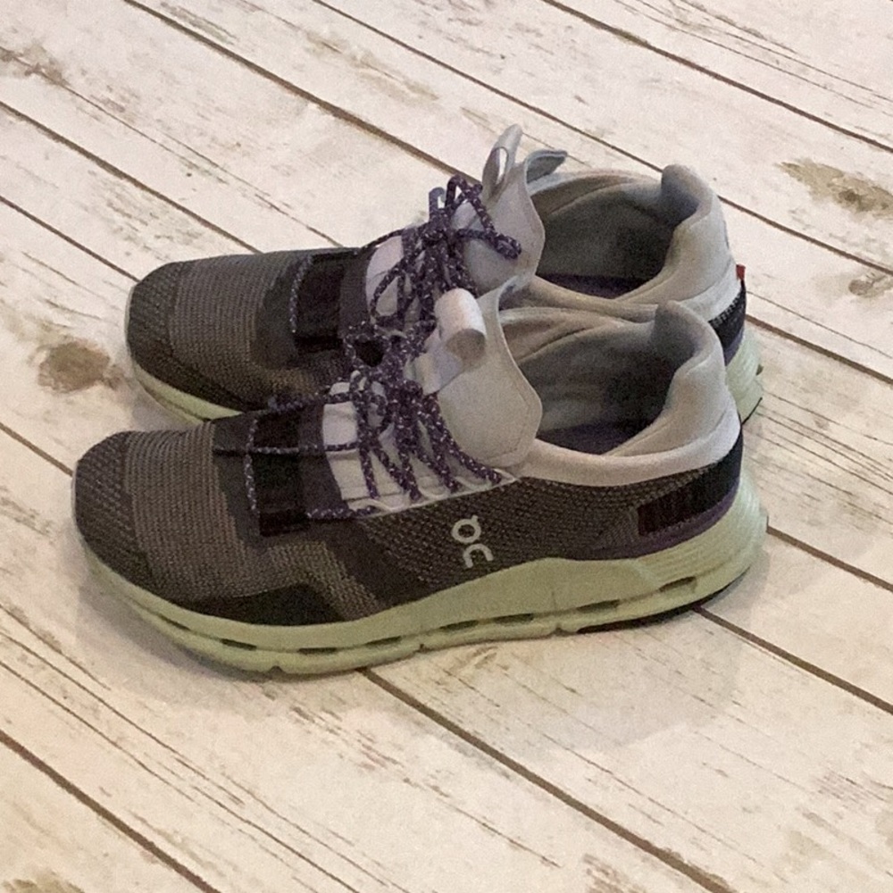 On Running CloudNova Shoes in Gray, purple, and green women’s 11, men’s 9.5